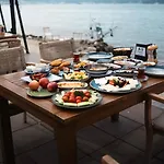 Mykonut Ξενοδοχείο με διαμερίσματα 4*
