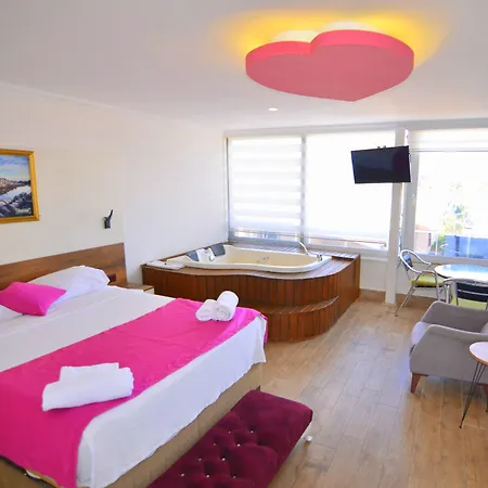 Ξενοδοχείο με διαμερίσματα Mykonut Φετιγιέ